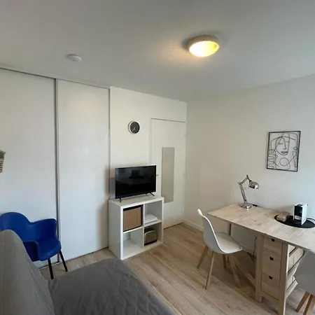 Apartmán Le Petit Rolland Studio Cosy Charpennes